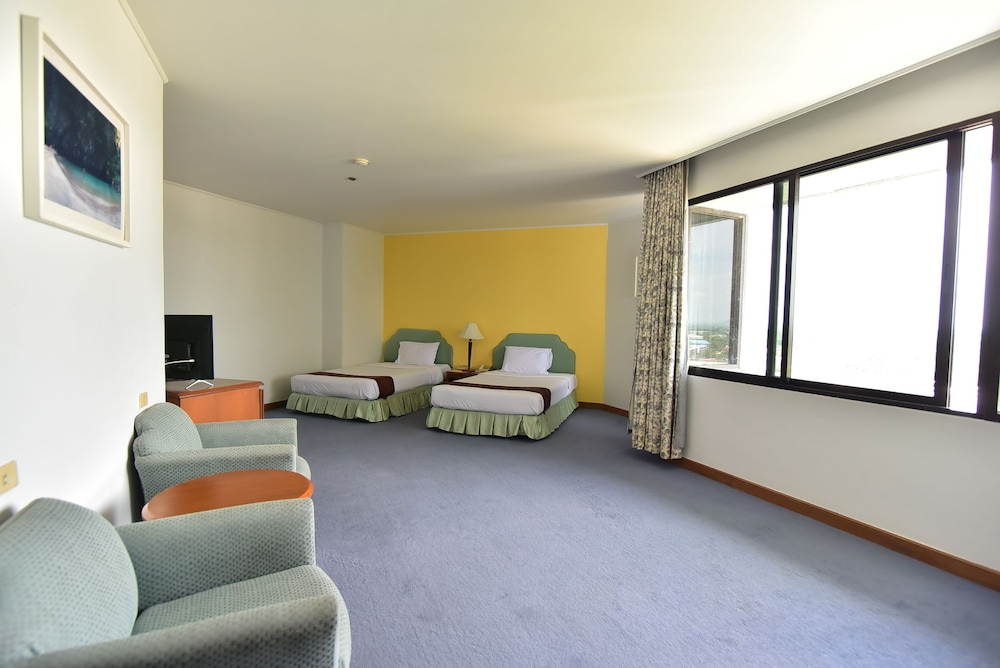 Thumrin Thana Hotel 53/71