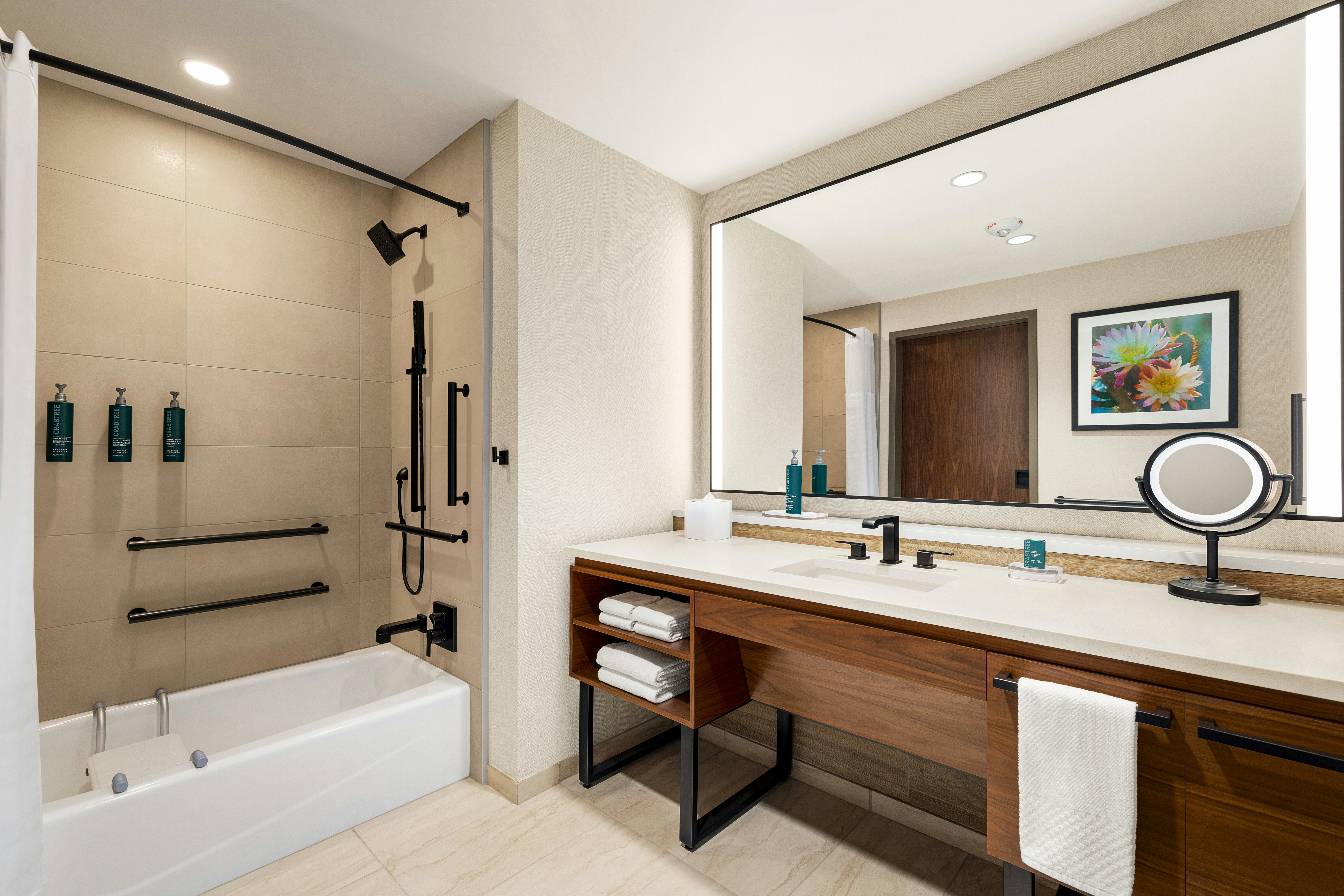 ROOM, 2 QUEEN BEDS, ACCESSIBLE