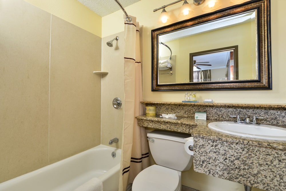 St Charles Inn, Superior Hotel 10/38