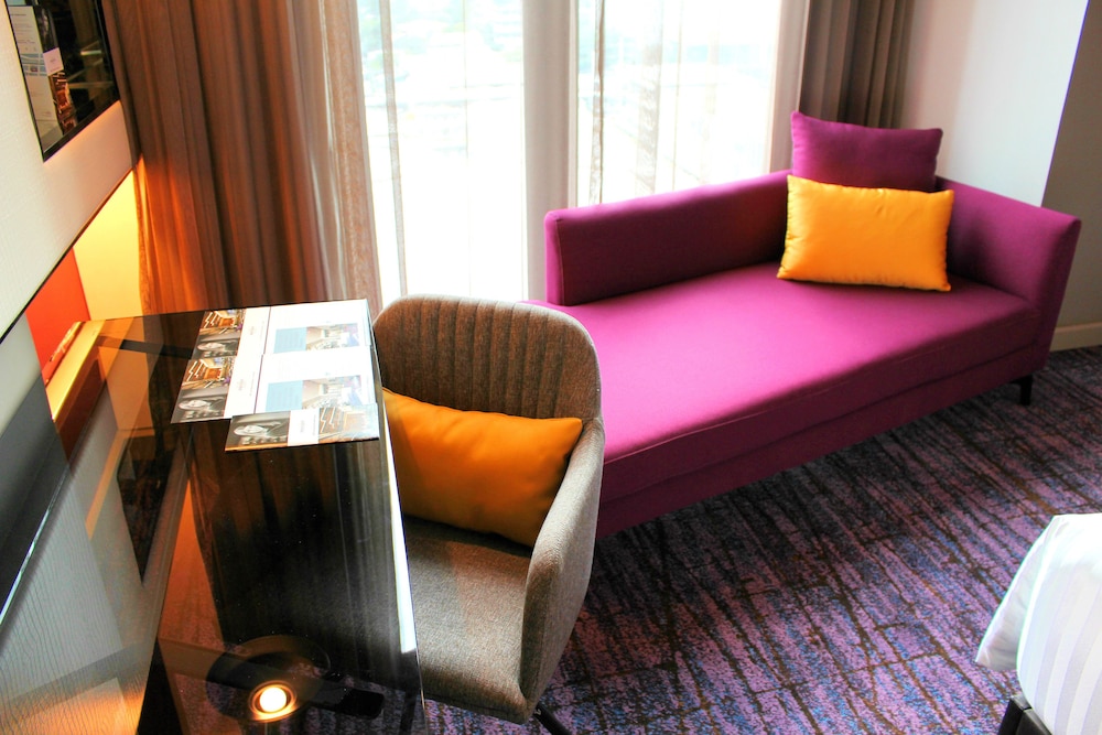 Mercure Bangkok Makkasan 25/79