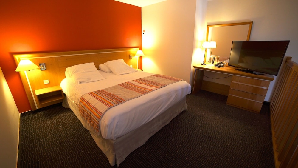 Domaine de La Foret D Orient Natur Hotel Golf Spa 17/55