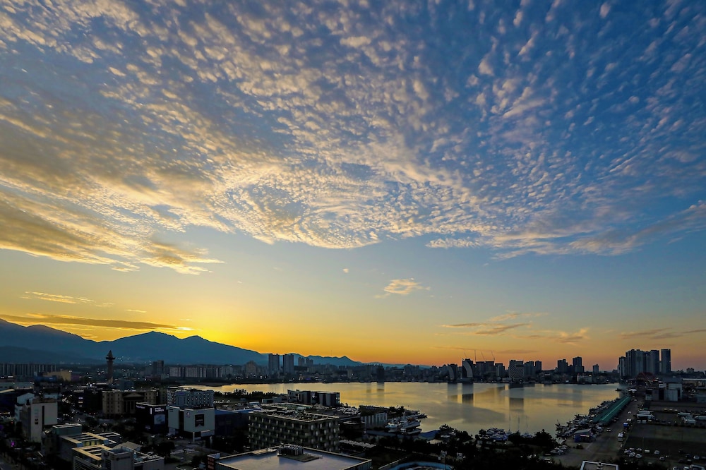 Hotel Around Sokcho 51/62