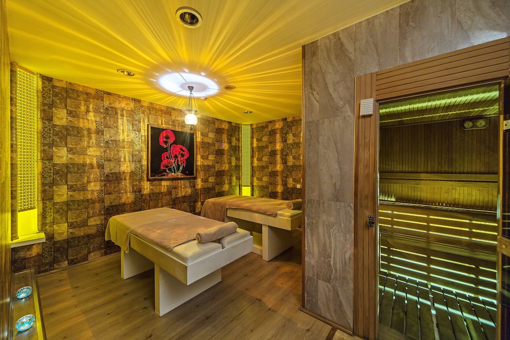 Arts Hotel Taksim 27/67