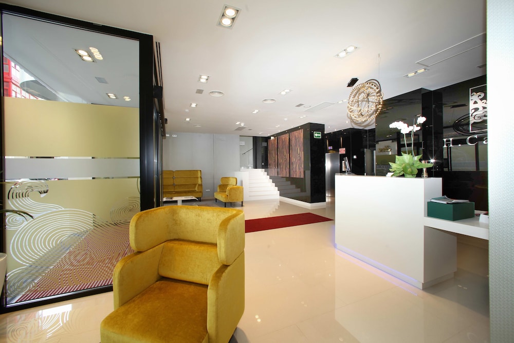 HOTEL CARDENAL 19/30