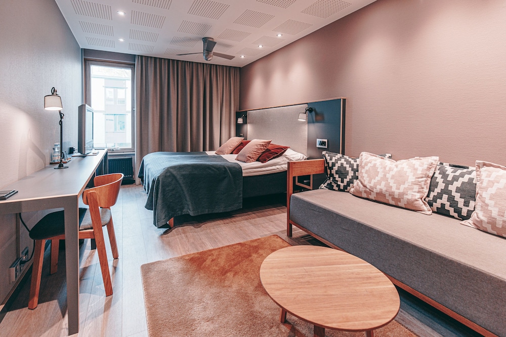 Centro Hotel 30/53