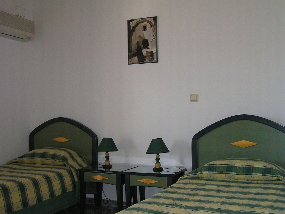 Stratos Villas 18/37