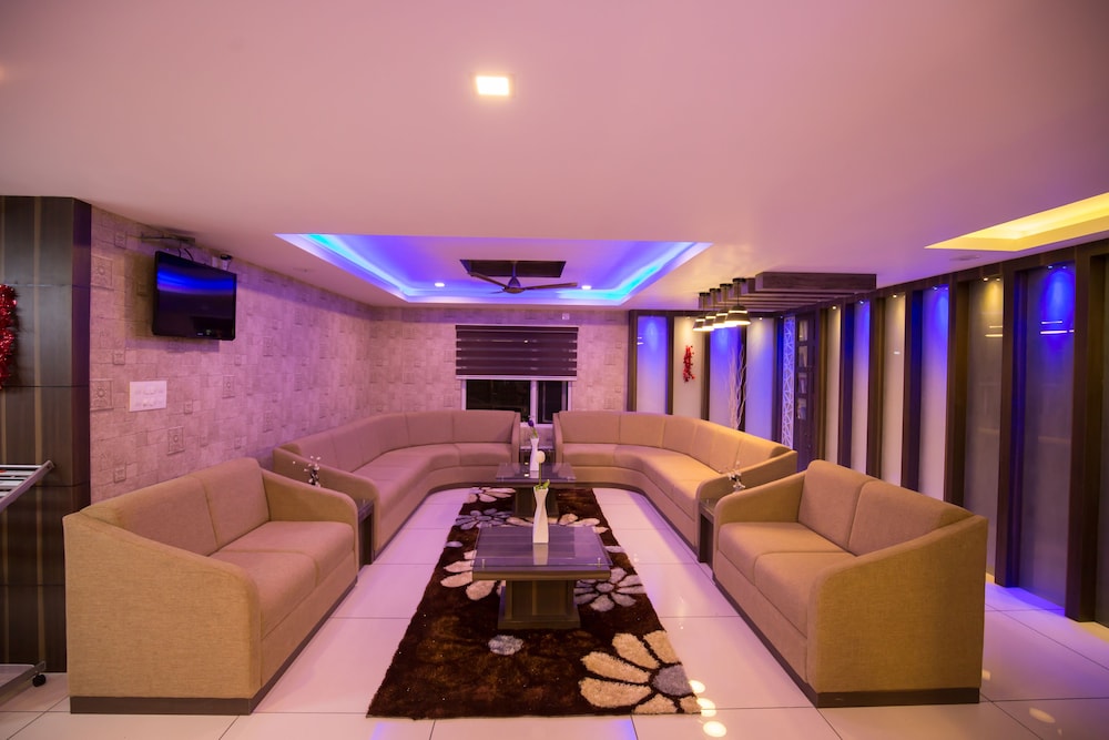 South Gate Residency 32/50