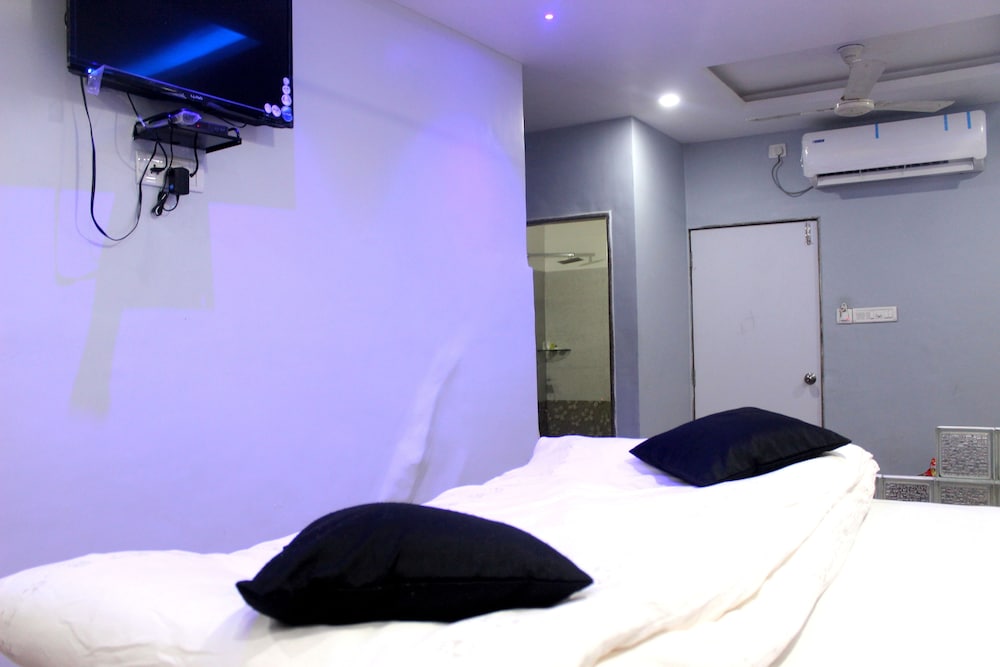 Hotel Toppers Corner Mount Abu 25/67