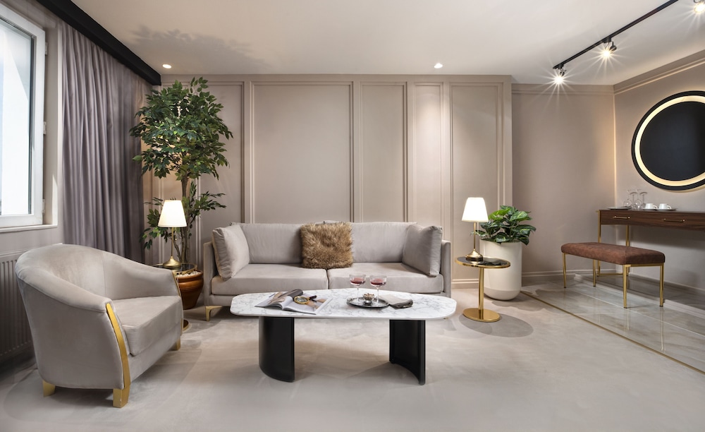 Walton Gardens Pera 42/62