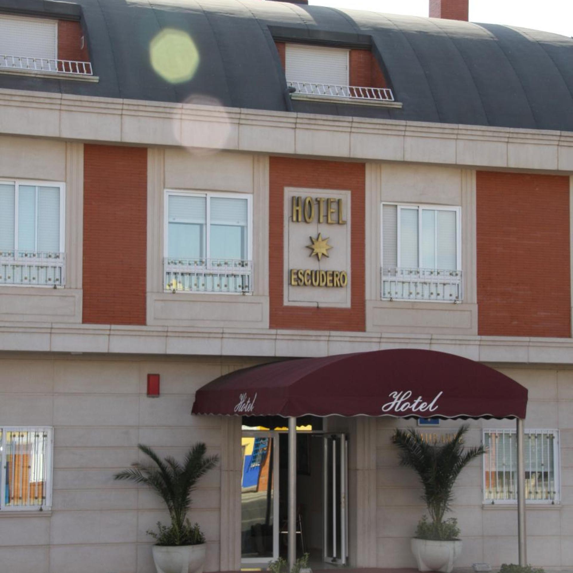 Hotel Escudero 2/58