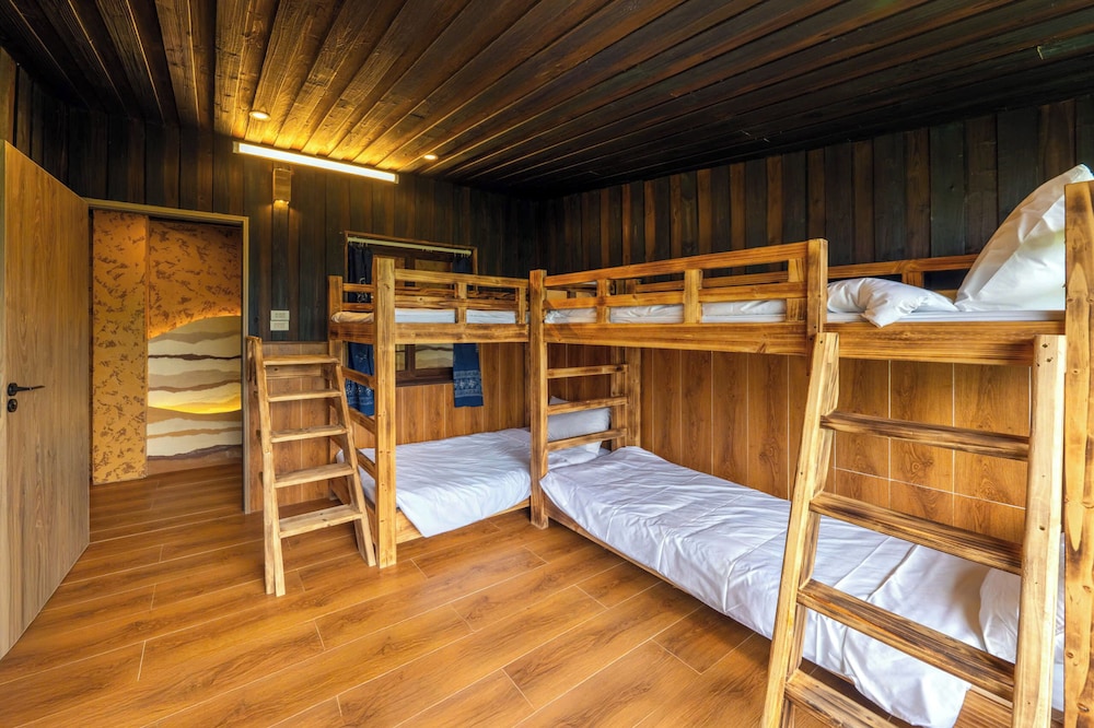 Sapana Mountain Retreat 21/50