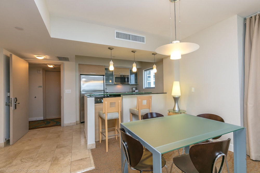 Marenas Beach Resort 55/71