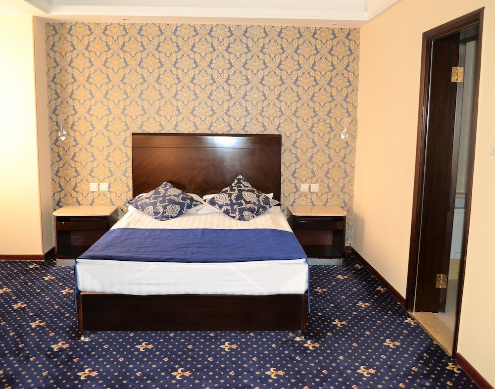Renion Hills Hotel 15/58
