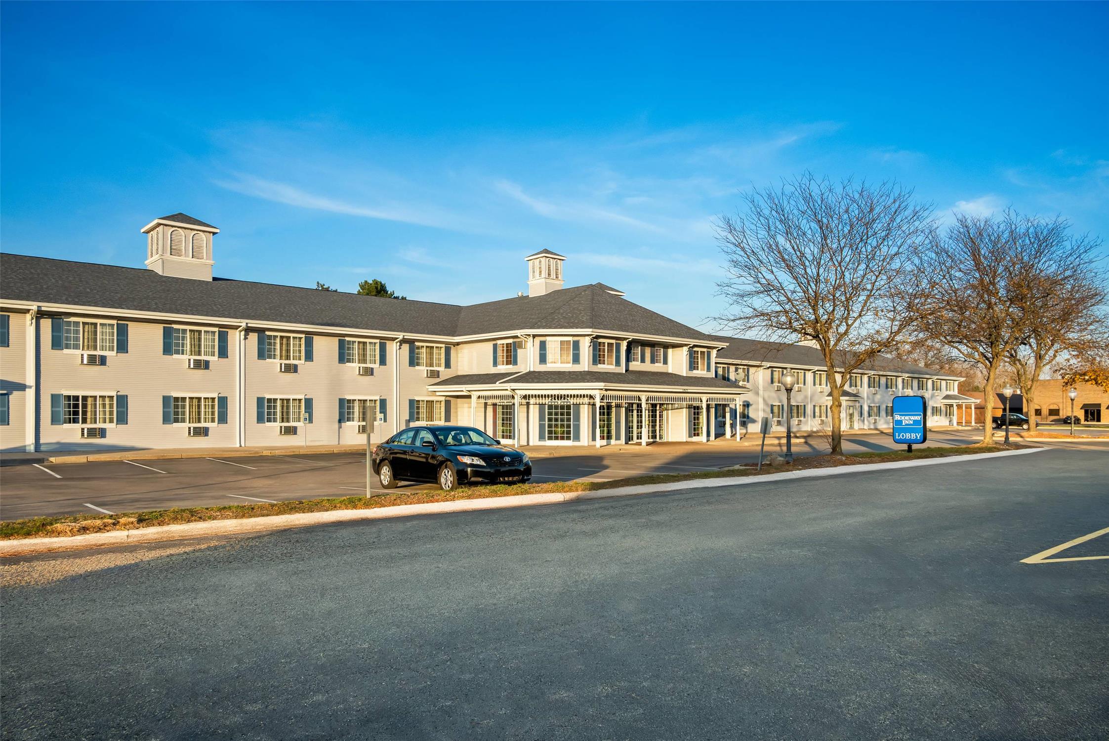 Rodeway Inn Grandville - Grand Rapids 15/22