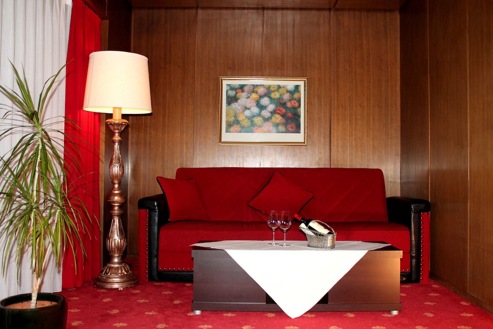ATLAS Posthotel 38/67