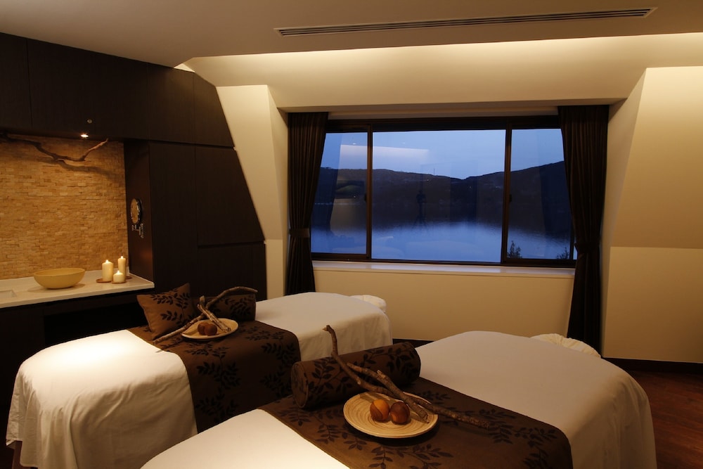 Hotel de Yama, Hakone Lakeside 37/66