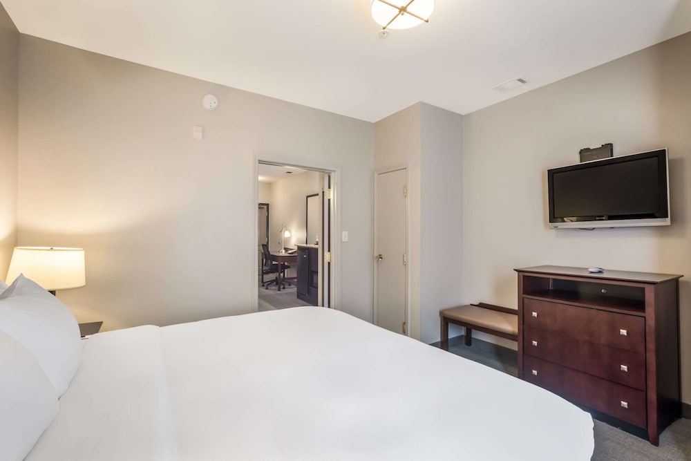 Comfort Inn & Suites Fairburn - Atlanta Southwest 22/45