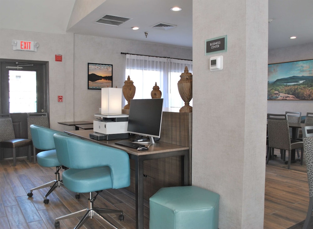 Best Western Fishkill Inn and Suites 47/53