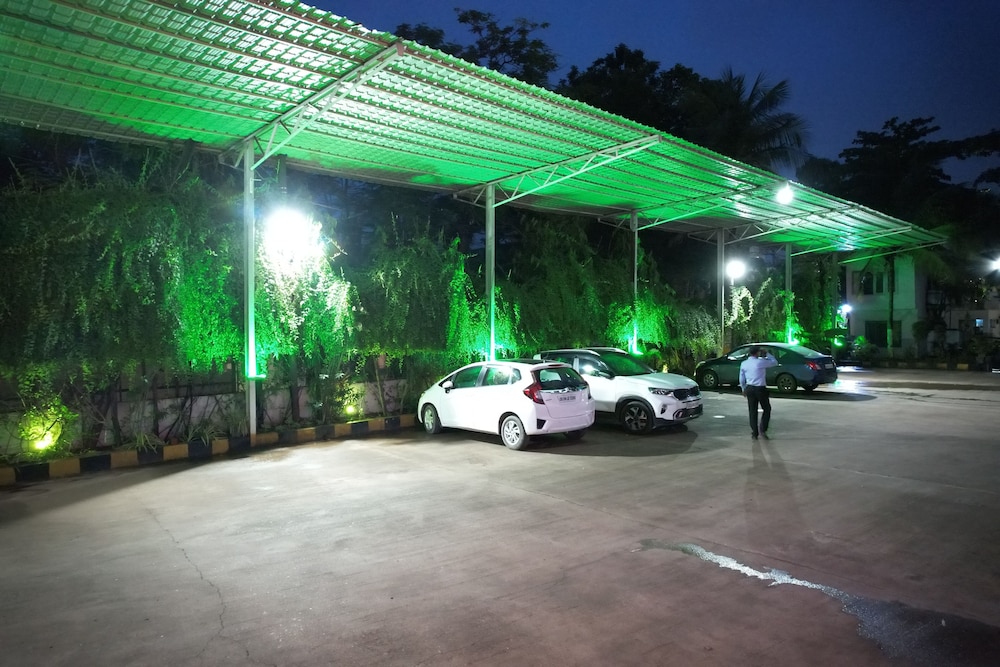 Hotel Sheetal International 46/52