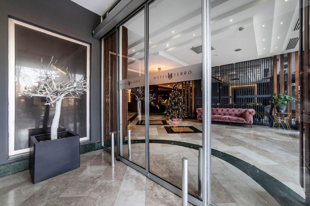 Hotel Ferro 14/50