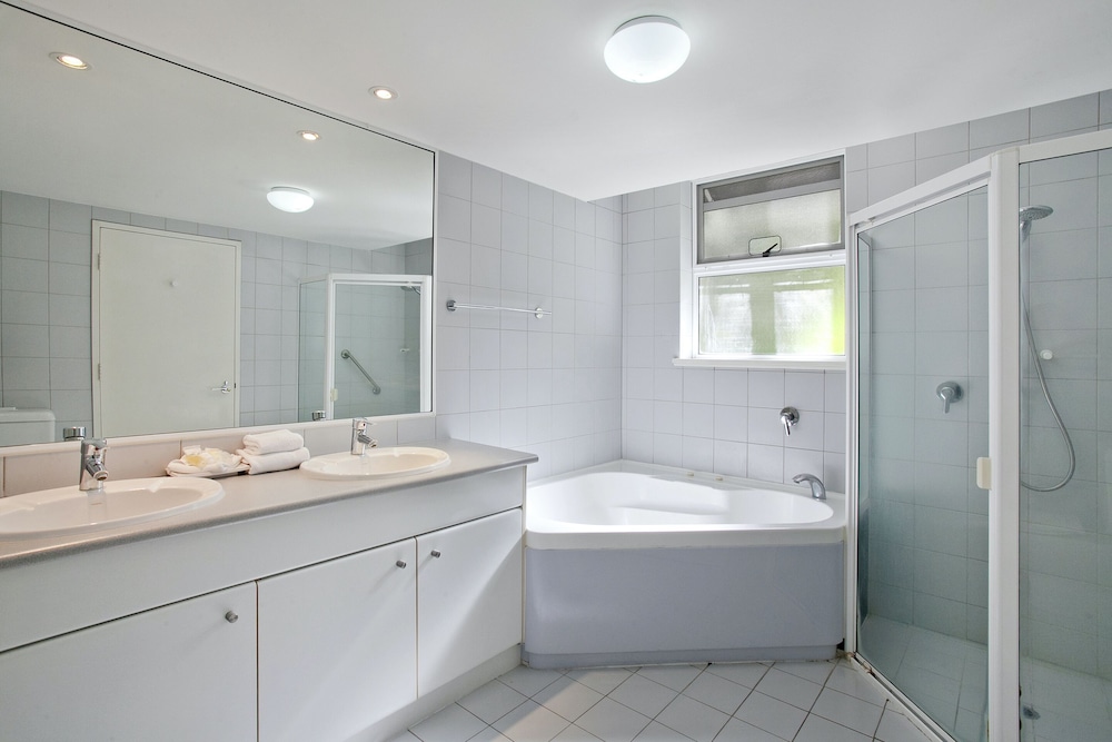 The Emerald Noosa 77/78
