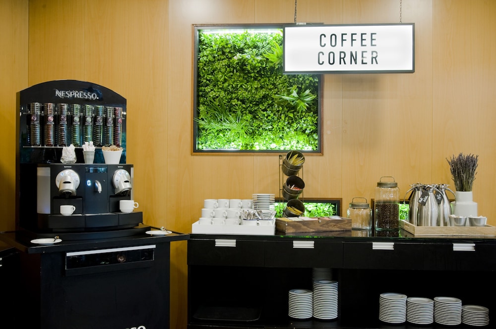 Crowne Plaza Madrid Centre Retiro 66/79