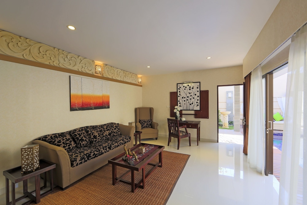 Flamingo Dewata Suite 64/87