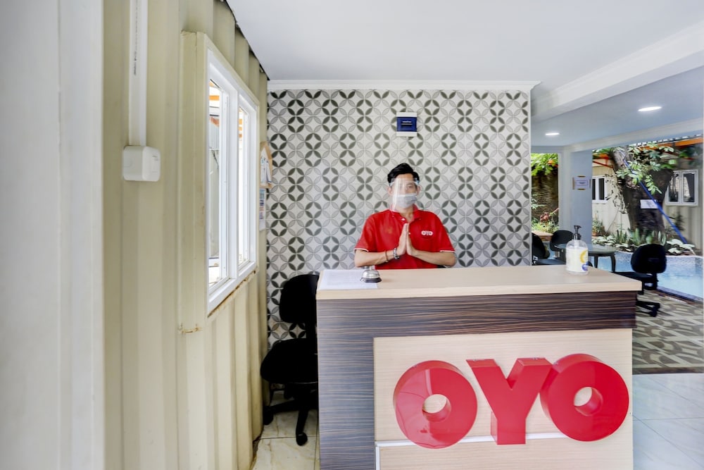 OYO 3300 Nadjara Residence Syariah 4/23