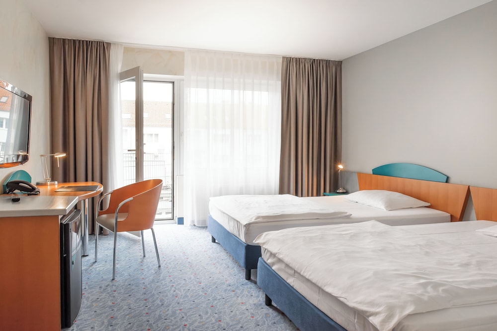 DELUXE, TWIN BEDS