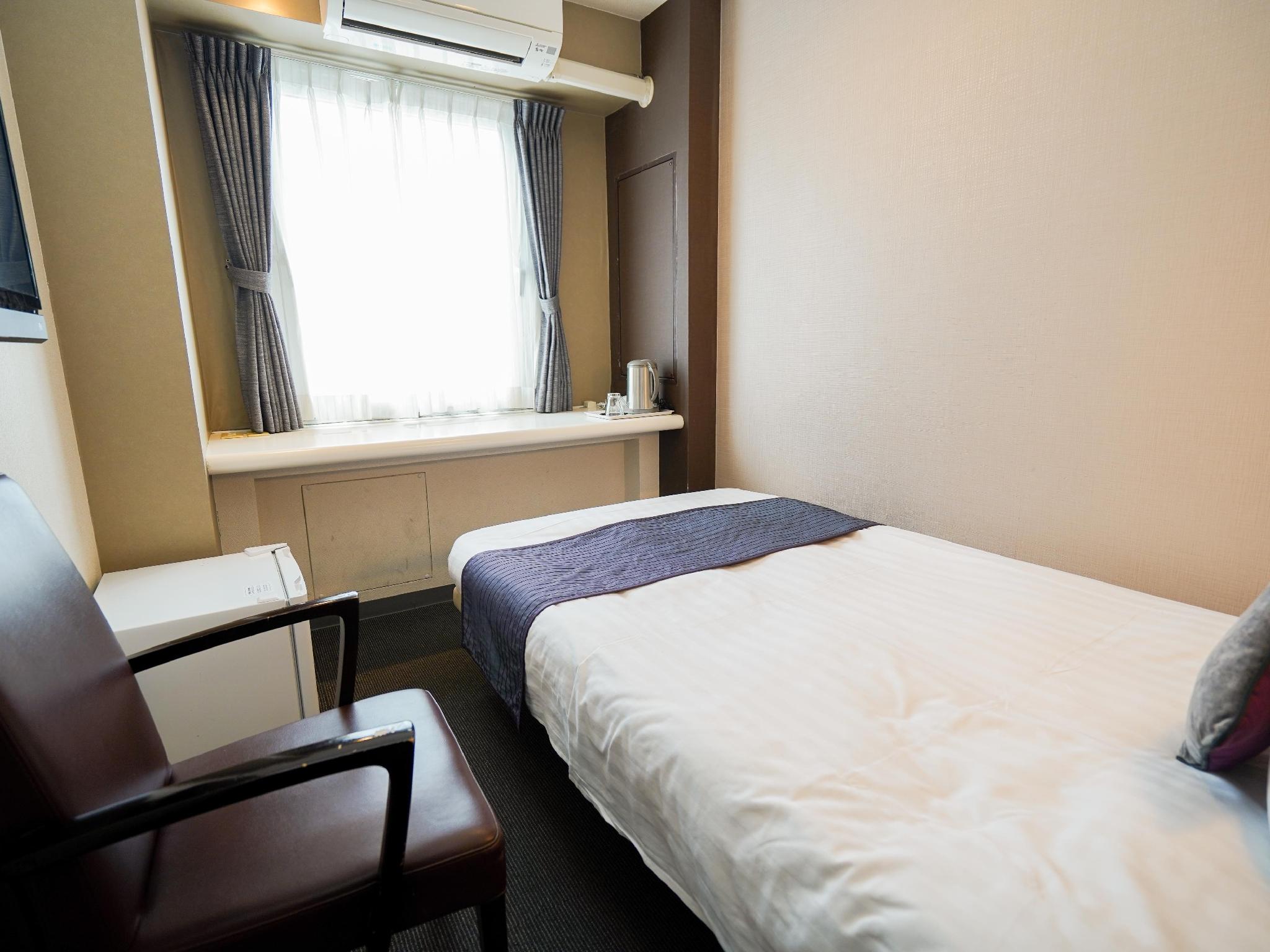 Semi Room, Standard, Single, Semi Double Bed