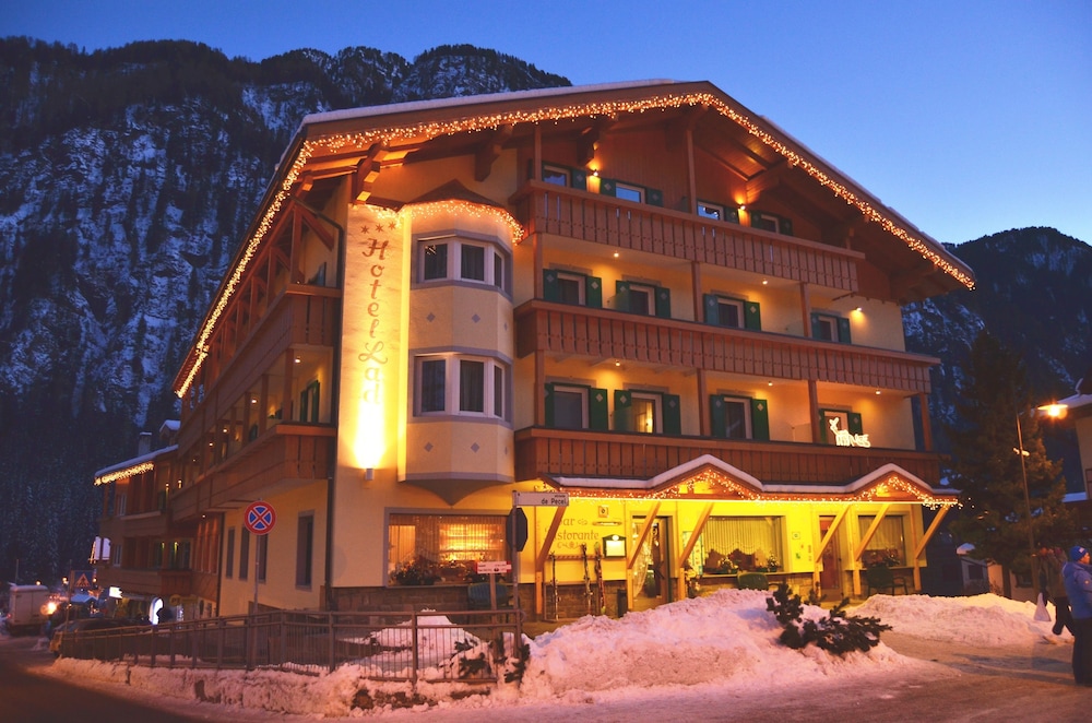 HOTEL LADINA 4/56