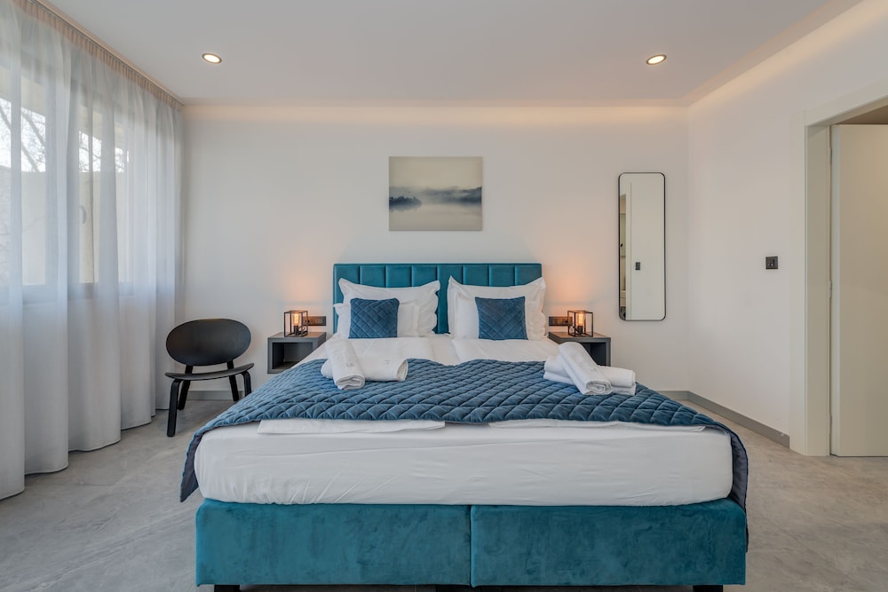 Lichia Amia Luxe Rooms 13/21
