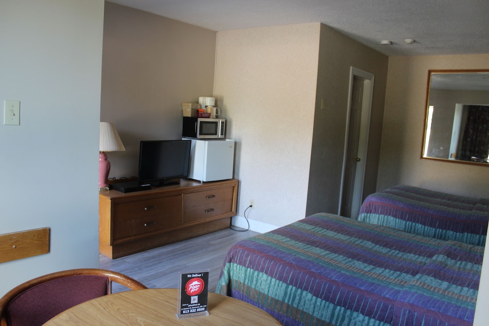Bancroft Inn and Suites 15/39