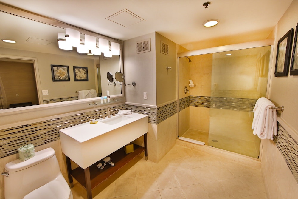 Suite, 2 Double Beds, Parlor