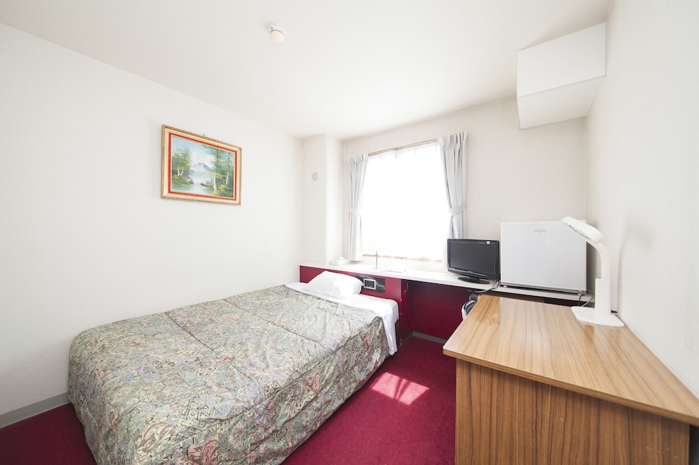 Beppu Station Hotel West Building Hotel Star (ex Business Hotel Star) 6/33