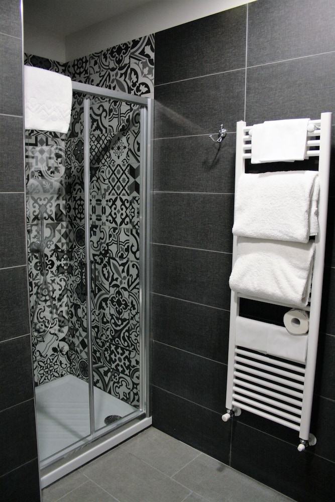 Hotel Magenta 22/24