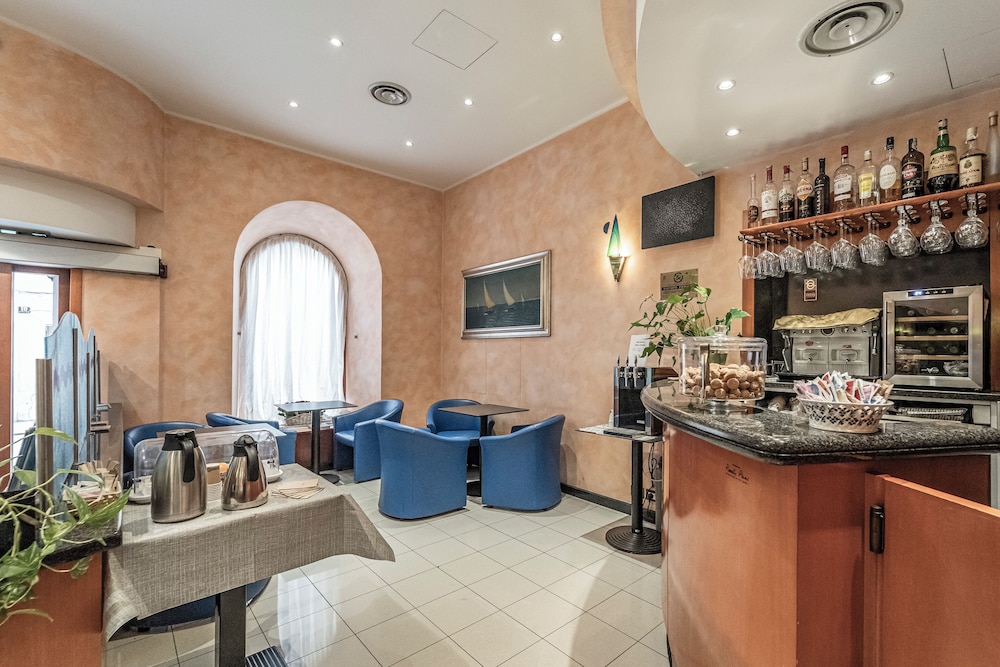 Hotel Italia 45/61