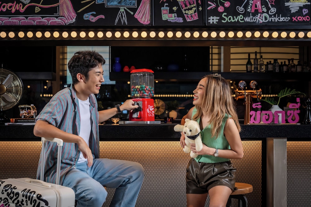 Moxy Bangkok Ratchaprasong 8/50