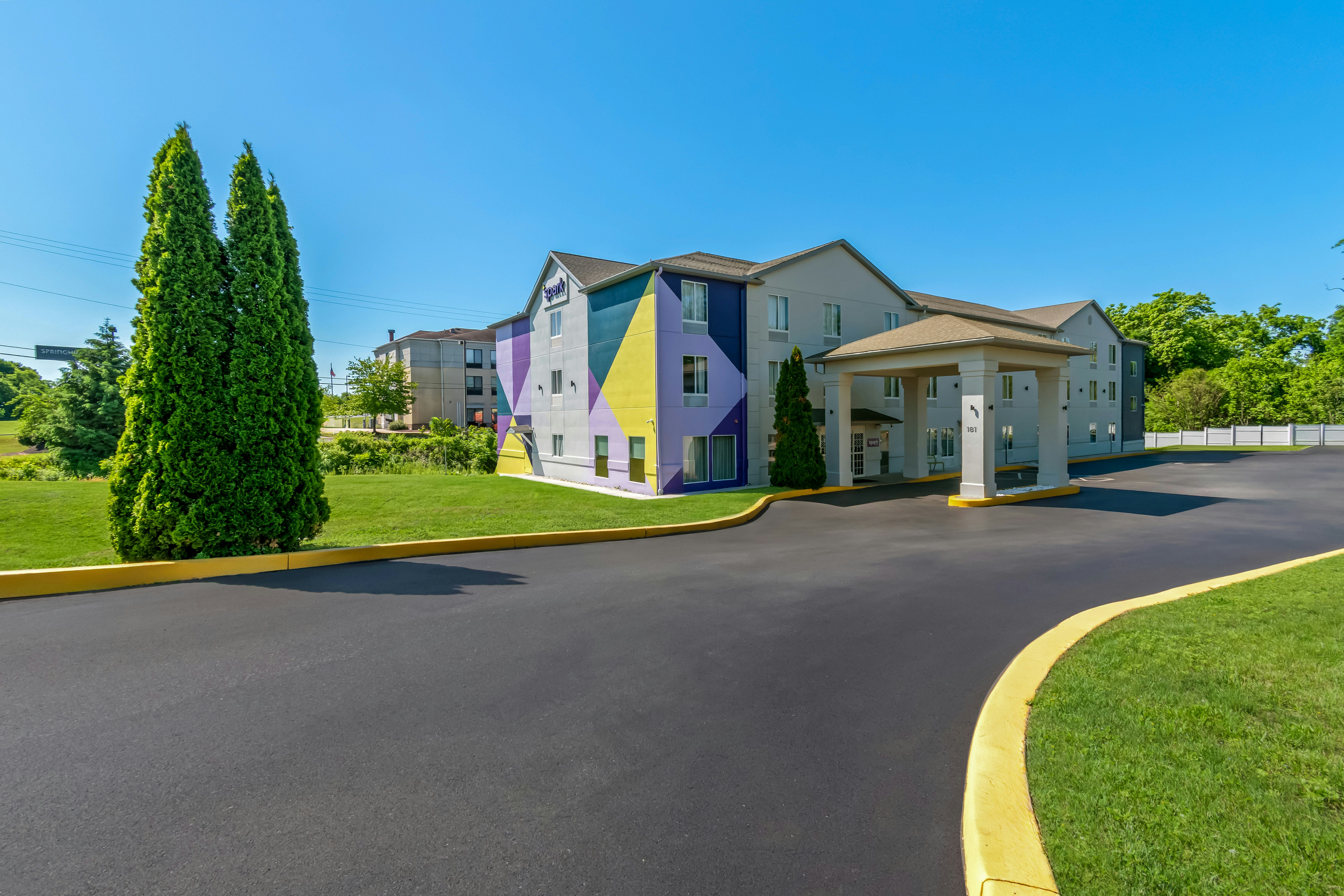 Spark by Hilton Hershey Near the Park 22/26