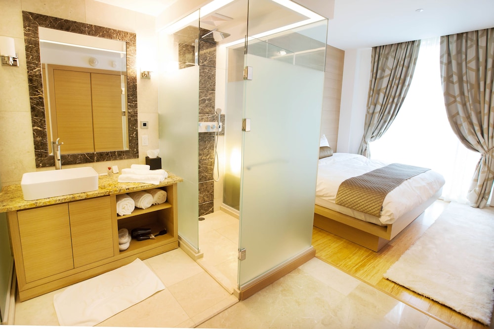 The One Boutique Hotel 25/65