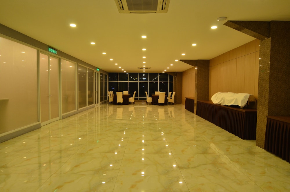 El Cavana Hotel 36/57