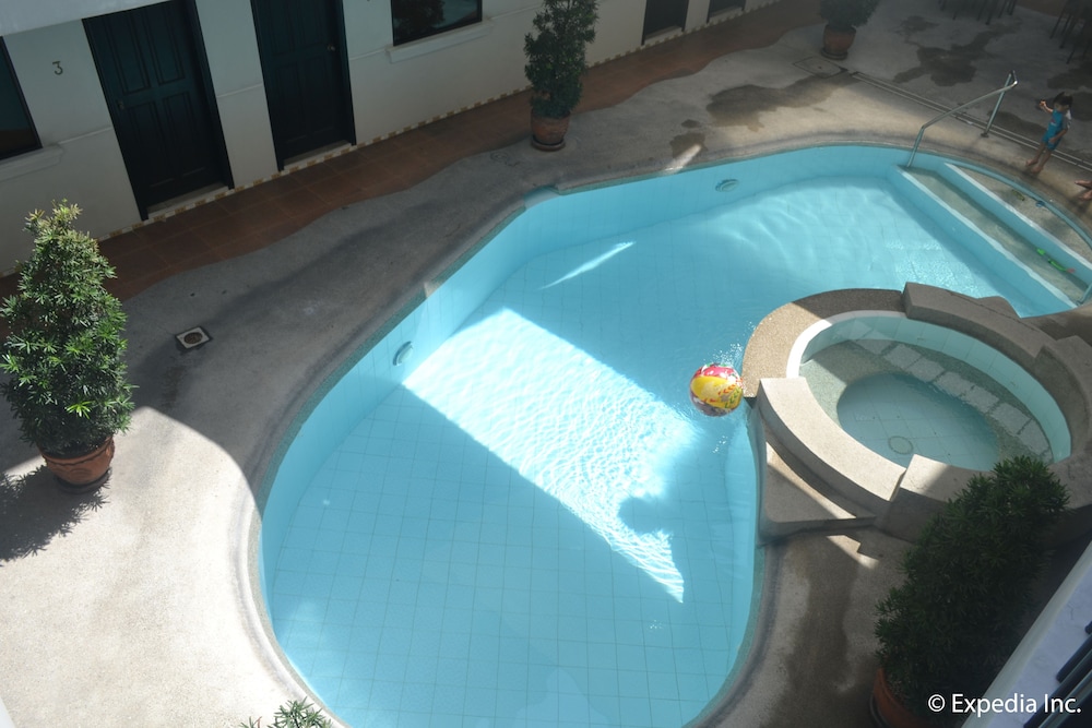 Boomerang Hotel 5/63