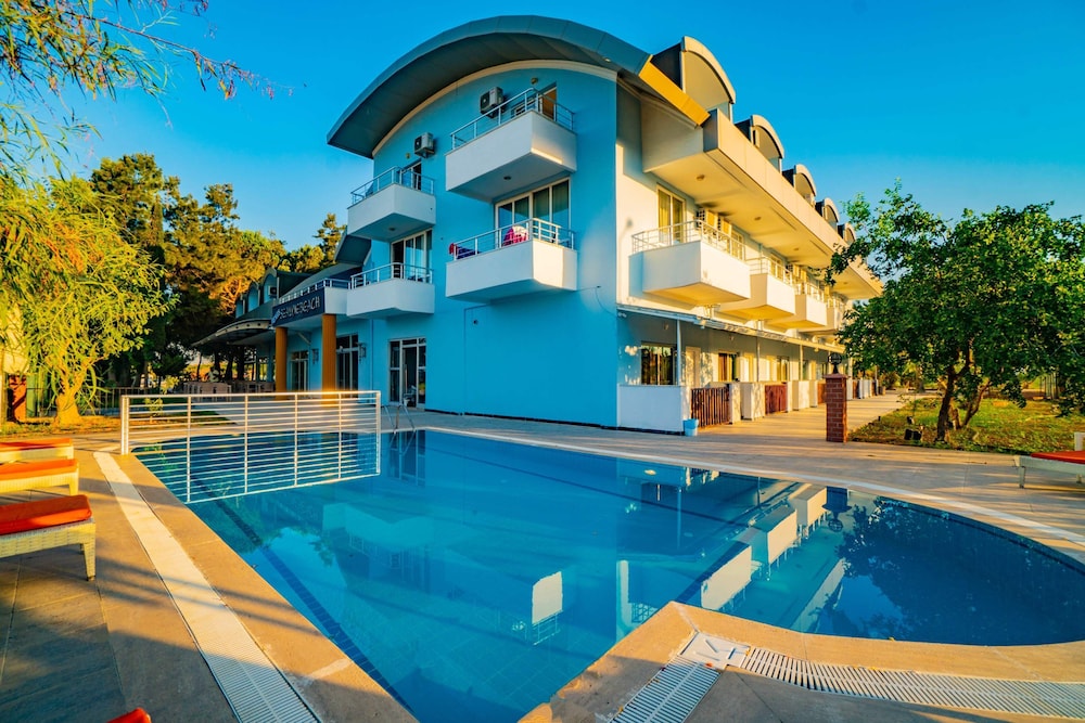 Prenses Sealine Beach Hotel 7/50
