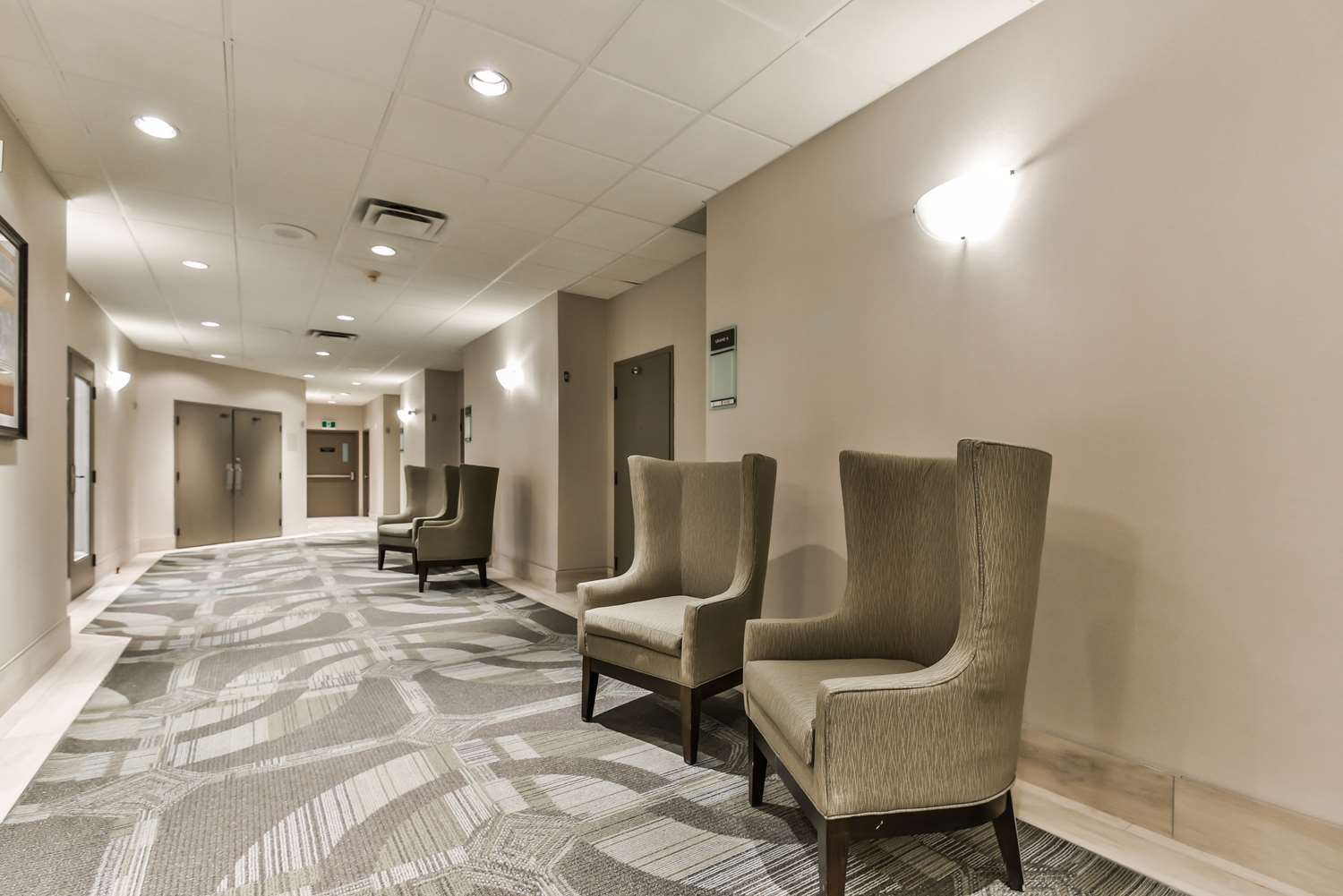 Best Western Plus Cambridge Hotel 6/10