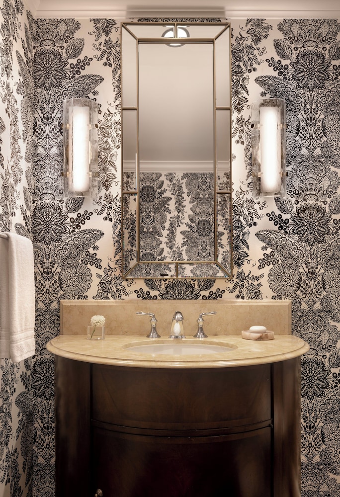 1 Bedroom, West Lake, Suite, King Bed, Corner، Four Seasons Hotel Westlake Village 7/7