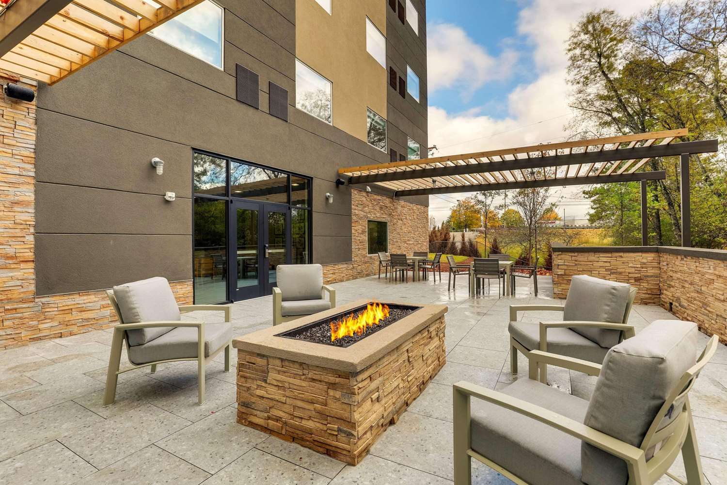 Country Inn & Suites by Radisson, Cumming near Northside Hospital Forsyth 23/41