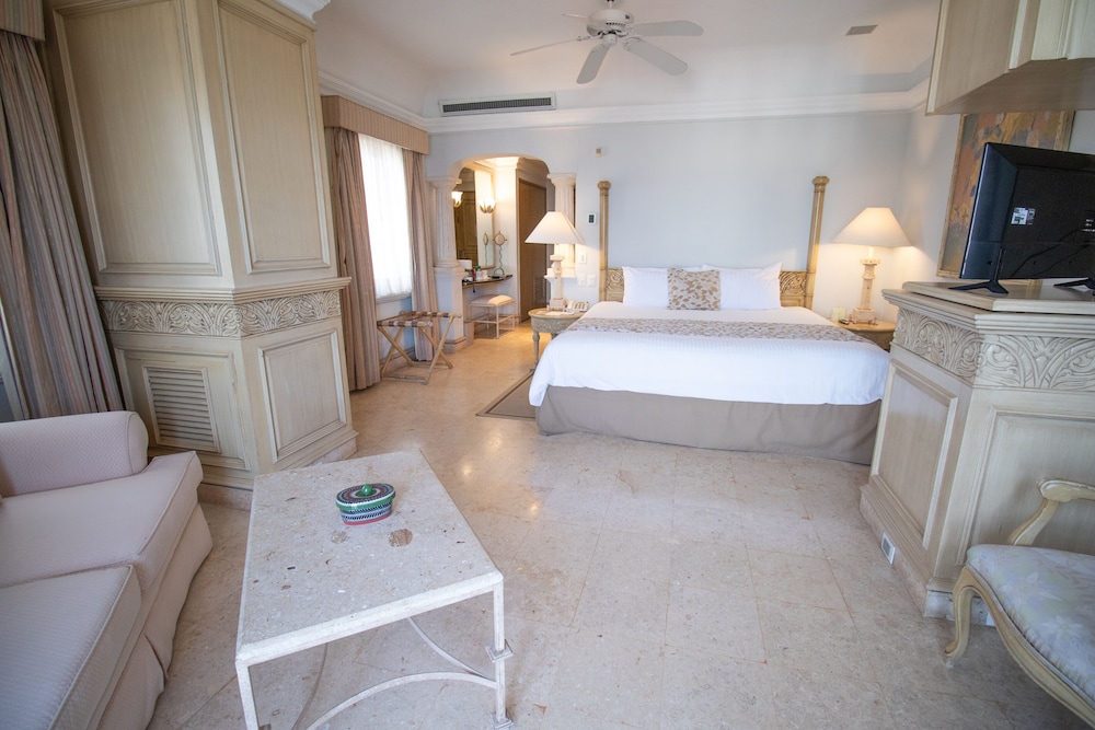 غرفة غراند ديلوكس بسرير كينج، Grand Isla Navidad Golf & Spa Resort with Marina 3/10