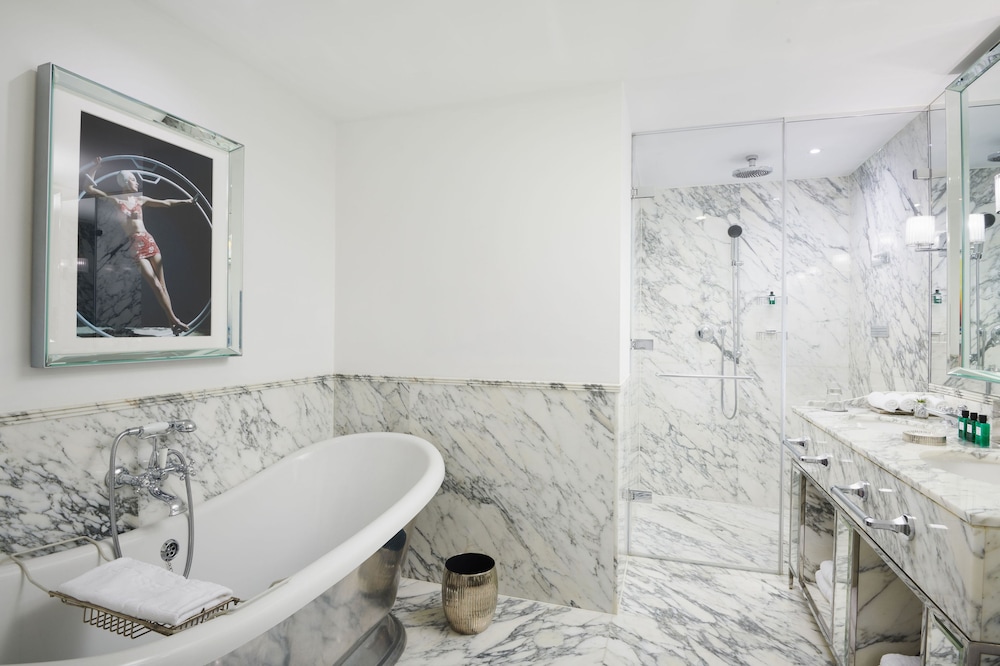 The Wellesley Knightsbridge A Luxury Collection Hotel, London 19/57