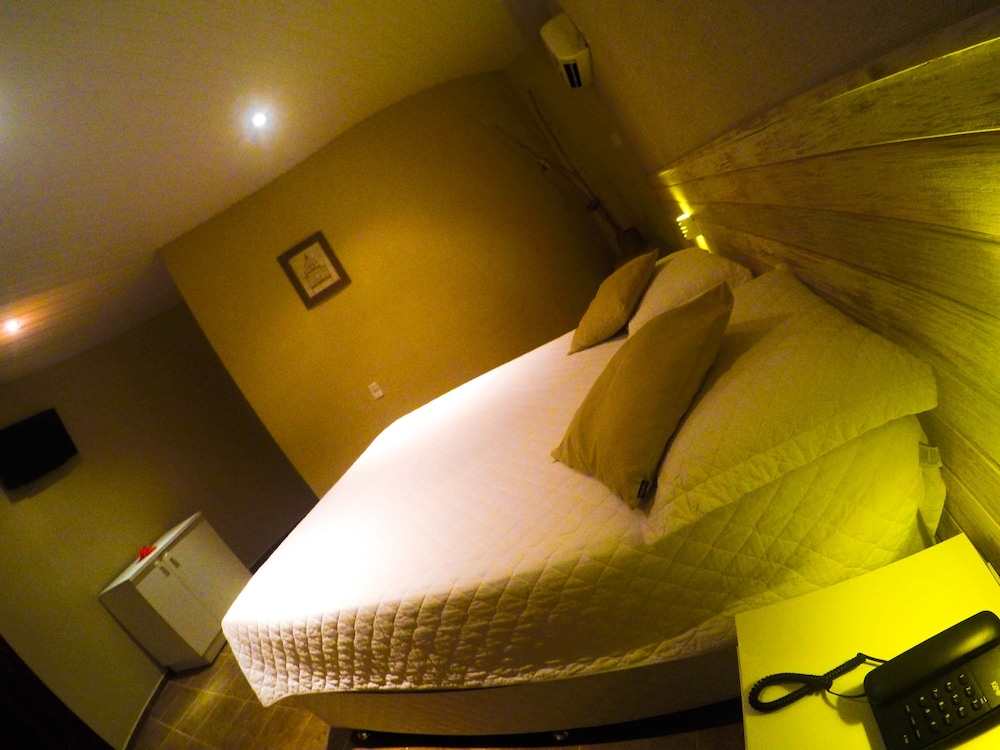 Hotel Long Beach 18/63