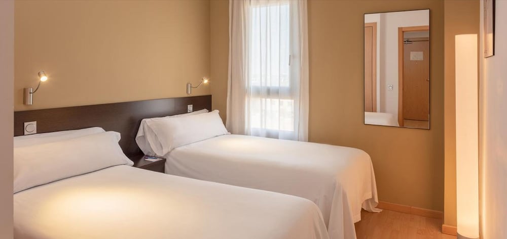 Madrid Airport Suites Affiliated By Melia 15/67